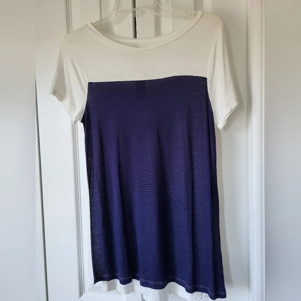 Navy & White Block style Shirt Size Small Charming‎ Charlie's lightweight